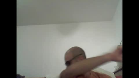 especially871850 online show from April 6, 6:31 pm