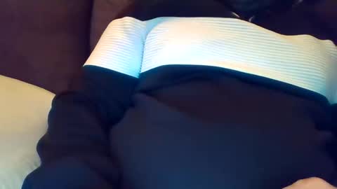 essex1987guy online show from September 17, 11:17 pm