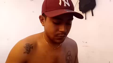 Snapshot of esteban_verg chatting on October 18, 6:13 pm wailer1996 online show from October 18, 6:13 pm