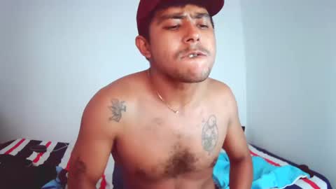 Snapshot of esteban_verg chatting on December 12, 3:16 pm wailer1996 online show from December 12, 3:16 pm