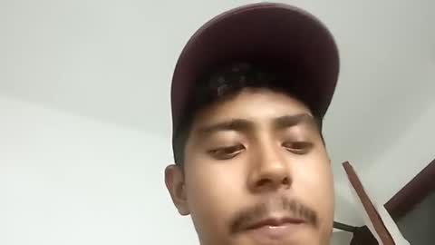 Snapshot of esteban_verg chatting on January 21, 4:55 am wailer1996 online show from January 21, 4:55 am