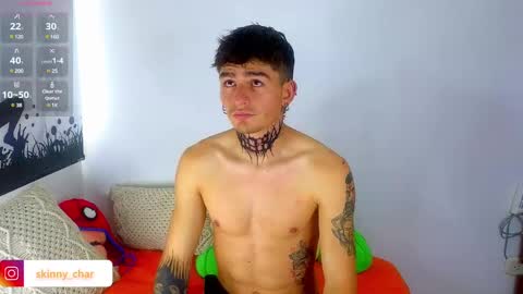 Snapshot of estebanchar_ chatting on January 3, 1:25 pm Esteban independent model online show from January 3, 1:25 pm