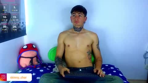 Snapshot of estebanchar_ chatting on February 6, 12:16 pm Esteban independent model online show from February 6, 12:16 pm