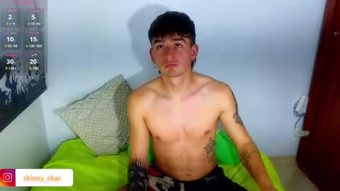 Snapshot of estebanchar_ chatting on December 19, 12:24 am Esteban independent model online show from December 19, 12:24 am