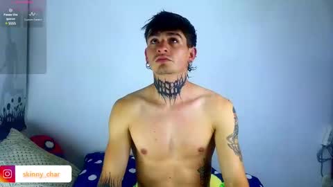 Snapshot of estebanchar_ chatting on February 20, 11:21 pm Esteban independent model online show from February 20, 11:21 pm