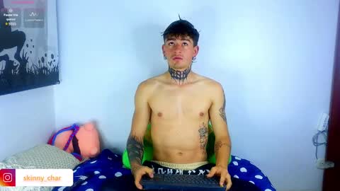 Snapshot of estebanchar_ chatting on February 10, 11:04 am Esteban independent model online show from February 10, 11:04 am