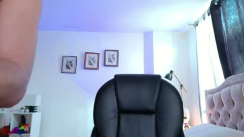 Esteban online show from April 23, 12:29 pm