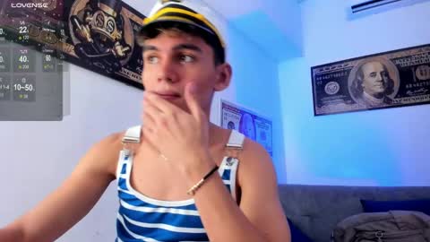 Snapshot of estebanperez_ chatting on December 19, 1:18 pm Esteban online show from December 19, 1:18 pm