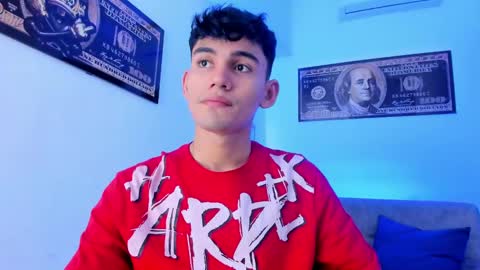 Snapshot of estebanperez_ chatting on January 9, 11:58 am Esteban online show from January 9, 11:58 am