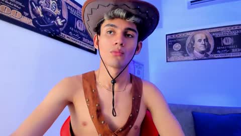 Snapshot of estebanperez_ chatting on December 3, 12:05 pm Esteban online show from December 3, 12:05 pm