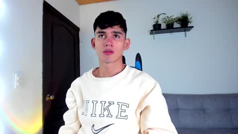 Snapshot of estebanperez_ chatting on January 23, 1:02 pm Esteban online show from January 23, 1:02 pm