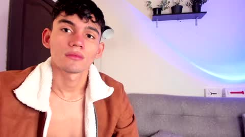Snapshot of estebanperez_ chatting on January 29, 1:07 pm Esteban online show from January 29, 1:07 pm