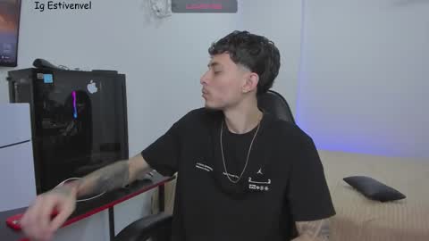 estivenvel online show from March 6, 12:40 am