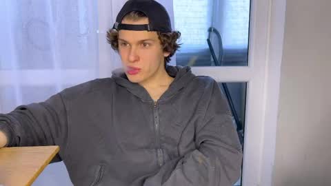 Alex online show from April 13, 10:38 am