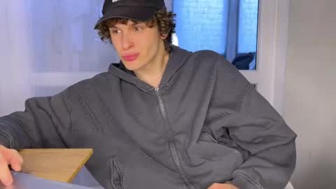 Alex online show from April 23, 4:31 pm