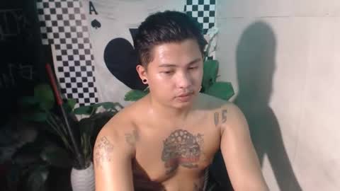 im esward tynn online show from November 27, 4:11 pm