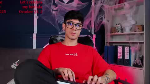 Etham online show from October 17, 4:44 pm