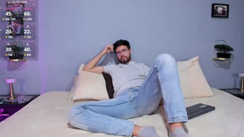 Snapshot of ethan_adam chatting on January 21, 12:46 am ADAM TAYLOR ETHAN CAMBAL INDEPENDENT MODELS online show from January 21, 12:46 am