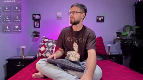 Snapshot of ethan_adam chatting on February 8, 8:53 pm ADAM TAYLOR ETHAN CAMBAL INDEPENDENT MODELS online show from February 8, 8:53 pm