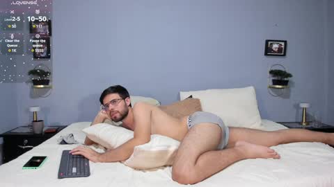 Snapshot of ethan_adam chatting on January 19, 1:00 am ADAM TAYLOR ETHAN CAMBAL INDEPENDENT MODELS online show from January 19, 1:00 am