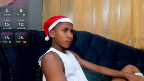 Snapshot of ethan_fox11 chatting on December 5, 2:33 pm King Ethan online show from December 5, 2:33 pm