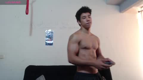 Snapshot of ethan_noir chatting on October 11, 3:27 pm Ethan Noir online show from October 11, 3:27 pm