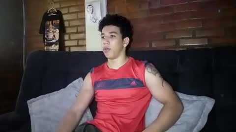 Snapshot of ethan_noir chatting on January 6, 8:07 pm Ethan Noir online show from January 6, 8:07 pm