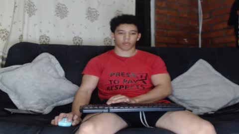 Snapshot of ethan_noir chatting on January 13, 1:02 am Ethan Noir online show from January 13, 1:02 am