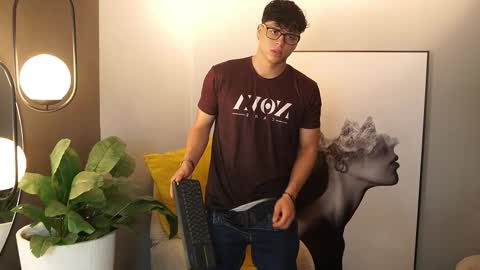 Snapshot of ethan_occonor chatting on October 3, 1:05 pm ethan_occonor online show from October 3, 1:05 pm