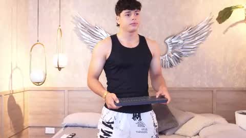 ethan_occonor online show from June 15, 6:00 pm