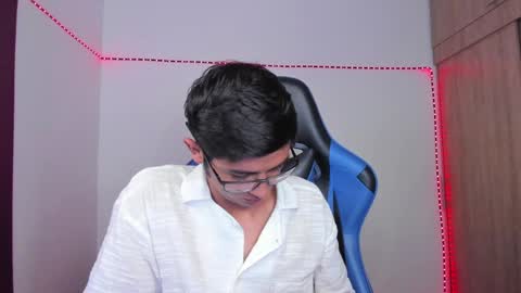 ETHAN SAI online show from December 9, 8:11 am