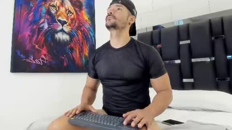 Ethan Steed online show from June 26, 11:24 am