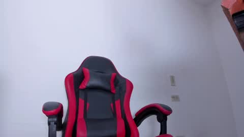 Ethan sykes online show from April 10, 1:56 am