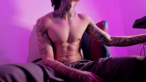 Snapshot of ethan_sykes chatting on September 14, 4:14 am Ethan sykes online show from September 14, 4:14 am