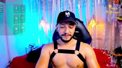 Snapshot of ethan_w7 chatting on October 25, 2:35 am ethan w7 online show from October 25, 2:35 am