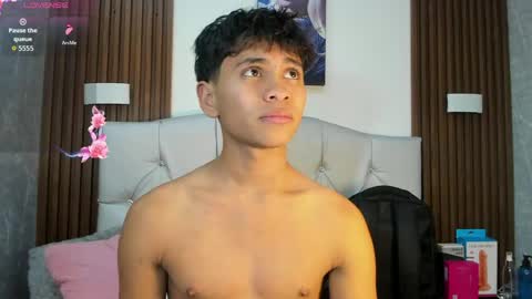 Ethan online show from April 21, 1:42 am