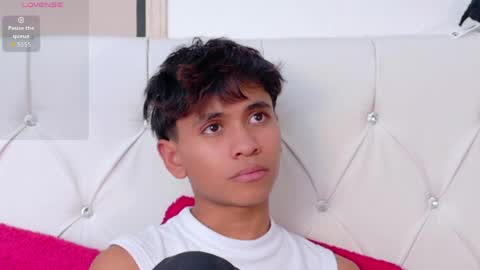 Ethan online show from April 23, 9:28 pm