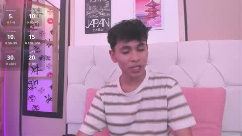 Ethan online show from September 8, 8:19 pm