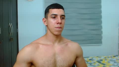 ethan_wright_ online show from November 25, 2:35 am