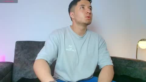 ethanconnor_ online show from May 7, 12:16 pm