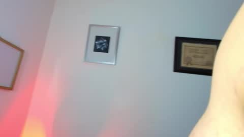 ethanconnor_ online show from May 9, 4:19 pm
