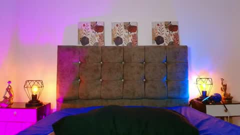 ethanconnor_ online show from April 29, 5:30 pm