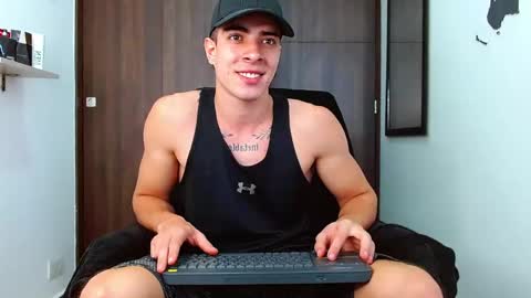 Snapshot of ethangreey1 chatting on March 11, 3:23 pm ethangreey1 online show from March 11, 3:23 pm
