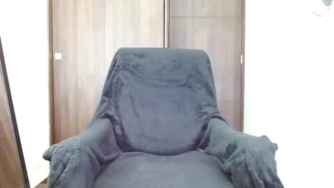 Snapshot of ethangreey1 chatting on January 6, 7:24 pm ethangreey1 online show from January 6, 7:24 pm