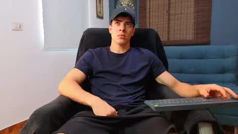 ethangreey1 online show from June 11, 5:22 pm