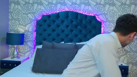 Snapshot of ethanleroyy chatting on October 7, 3:21 am Ethan Leroy online show from October 7, 3:21 am