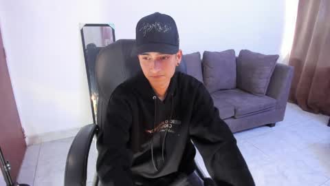 Ethan Boy online show from April 13, 9:48 pm