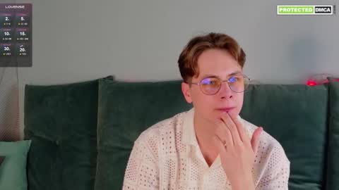 Ethan online show from January 17, 6:44 pm