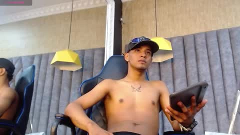 Snapshot of ethanwalkerr chatting on September 13, 3:24 pm EthanWalkerr online show from September 13, 3:24 pm