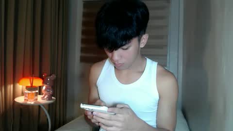 Rey online show from May 6, 6:41 pm
